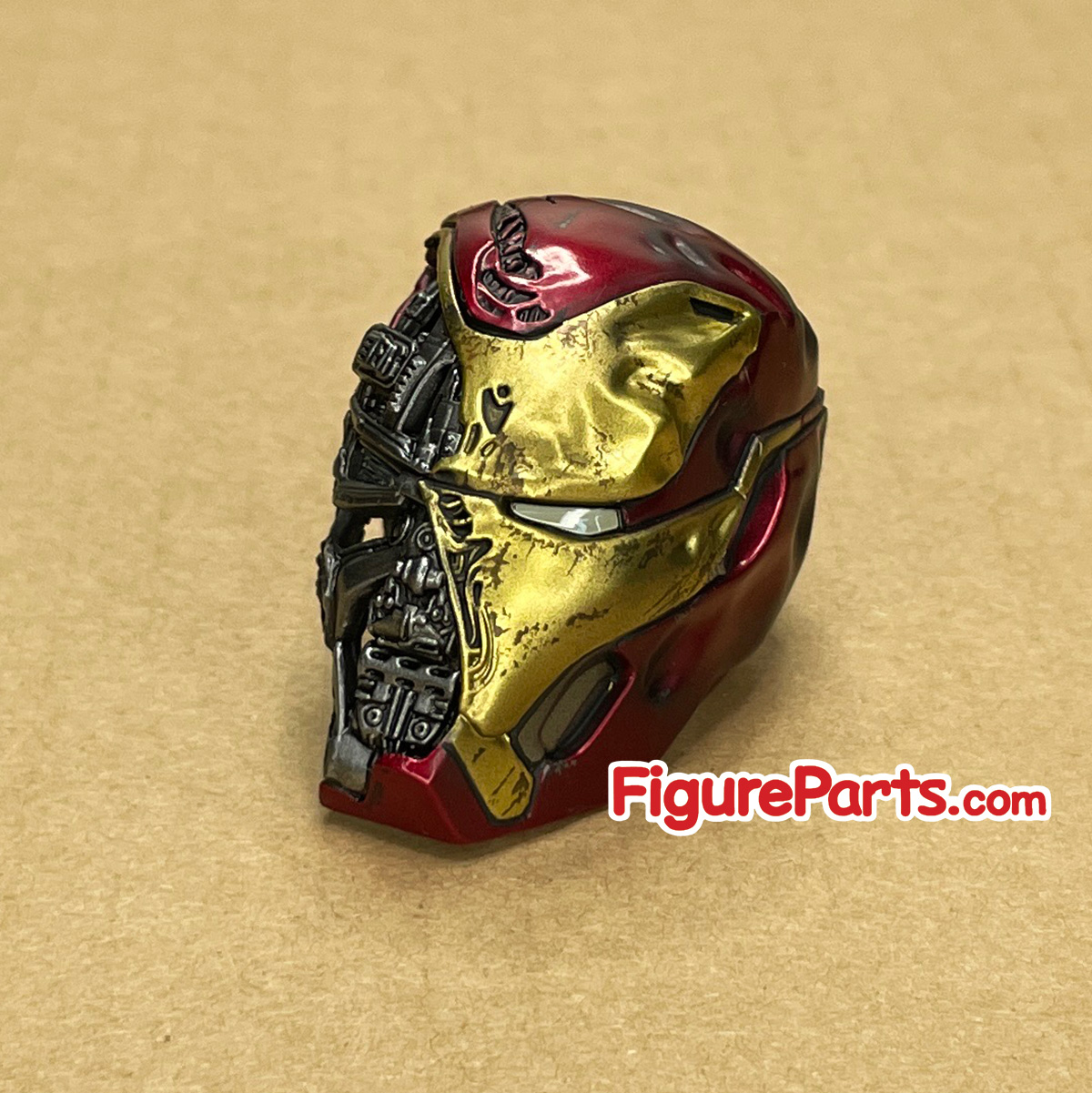 Damaged Iron Man Mark L Head  - Tony Stark Team Suit - Avengers Endgame - Hot Toys mms537 2