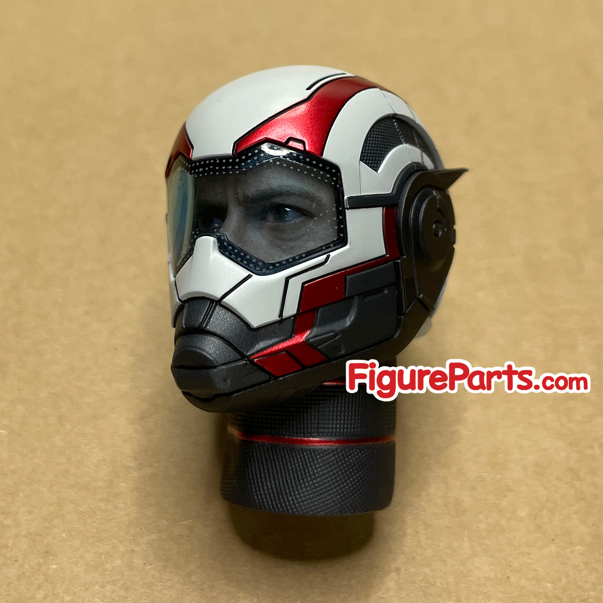 Helmeted Head Sculpt  - Tony Stark Team Suit - Avengers Endgame - Hot Toys mms537 3